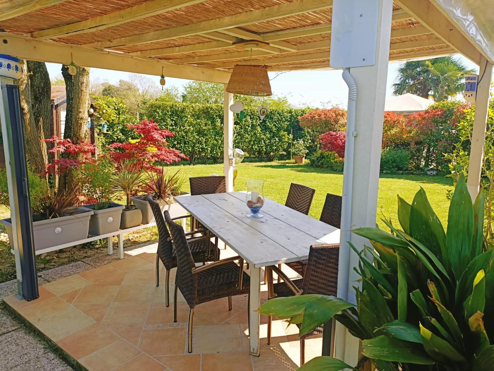 Villa Sabry Turriaco Buitenkant foto